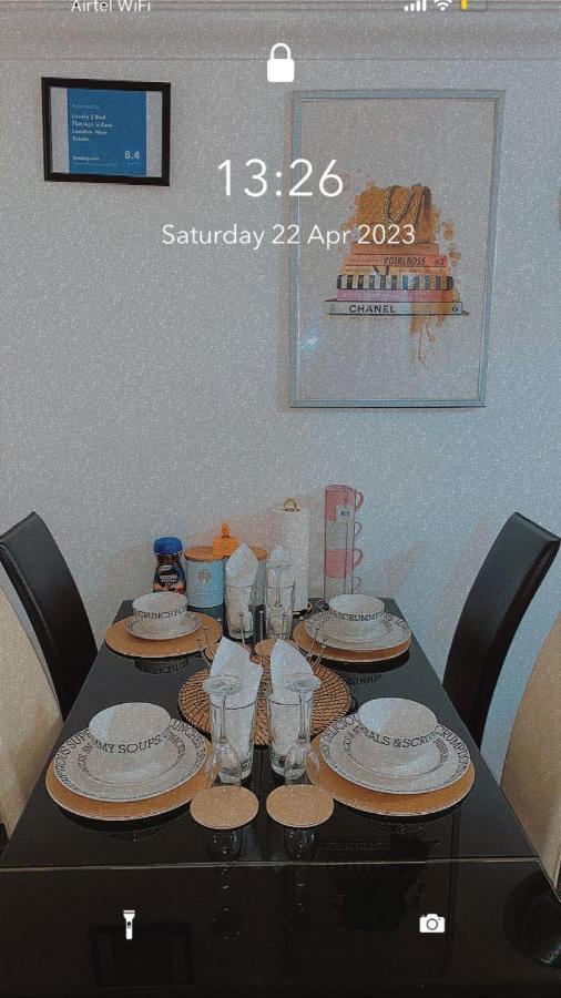Lovely 2 Bed Flat/Apt In East London- Nice Estate. Dagenham Extérieur photo